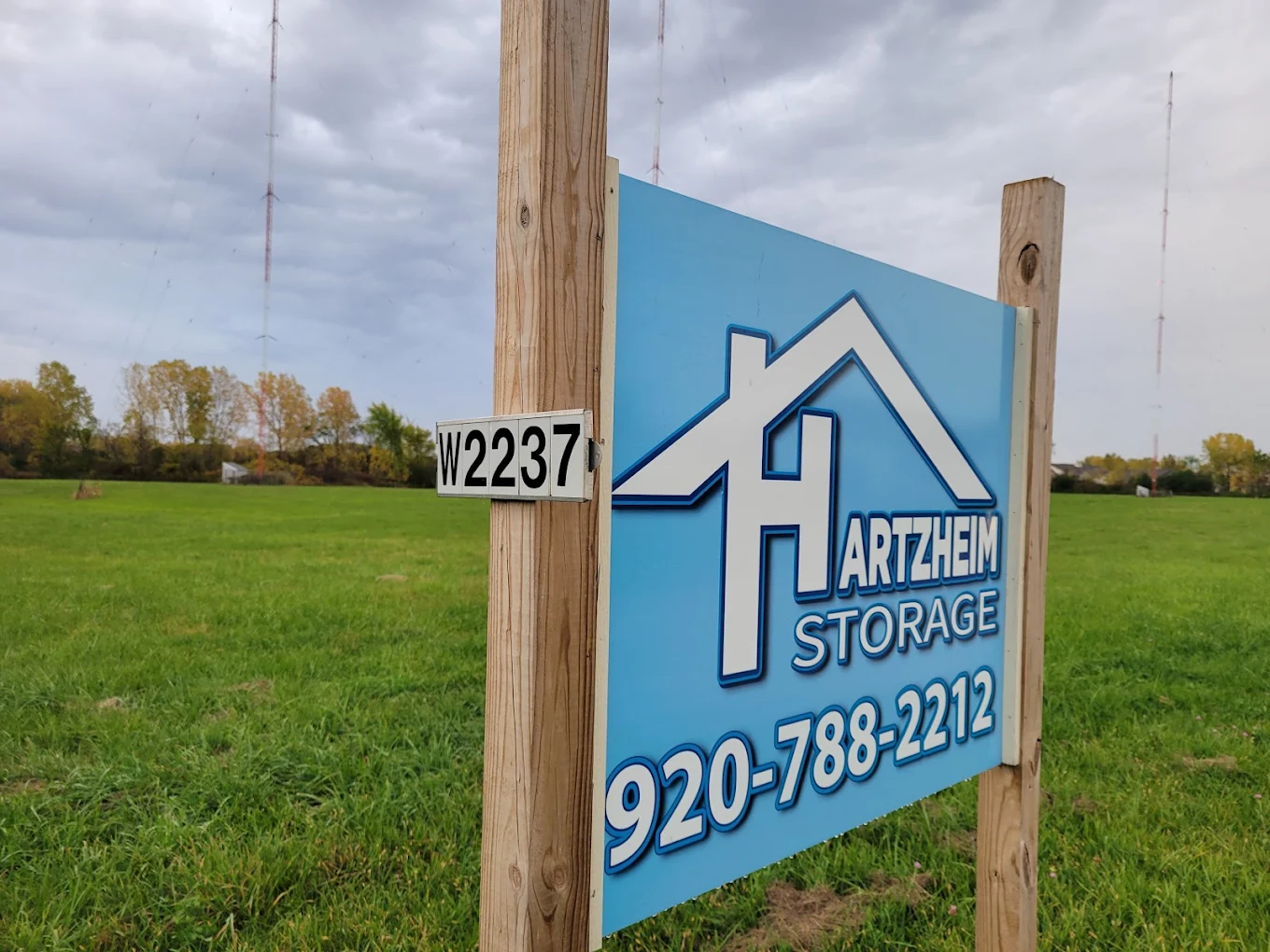 Hartzheim Storage W2237 Block Rd. Kaukauna, WI 54130